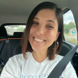 Meet your Posher, Daniela